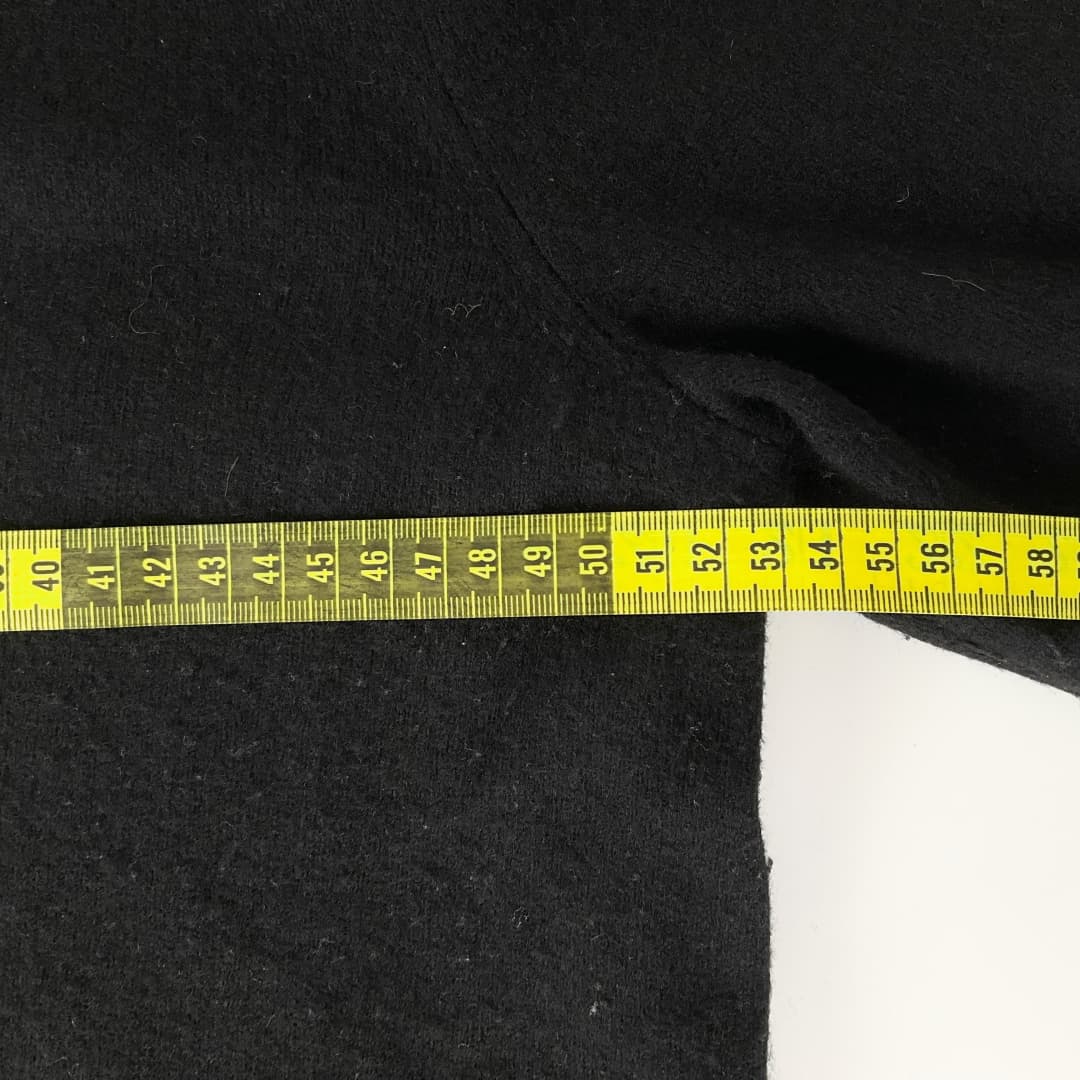 Calvin Klein - V Neck Knit Sweater