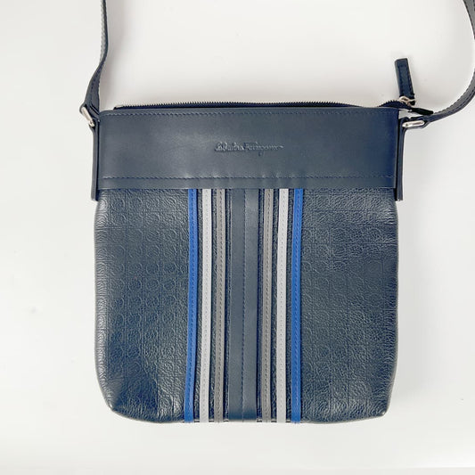 Salvatore Ferragamo - Messenger Compact Crossbody Bag