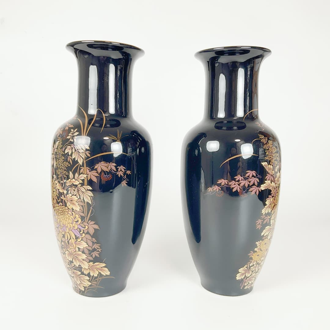 Japanese Tenmoku-Kiku Shibata Decorative Vase （sold as Pair)