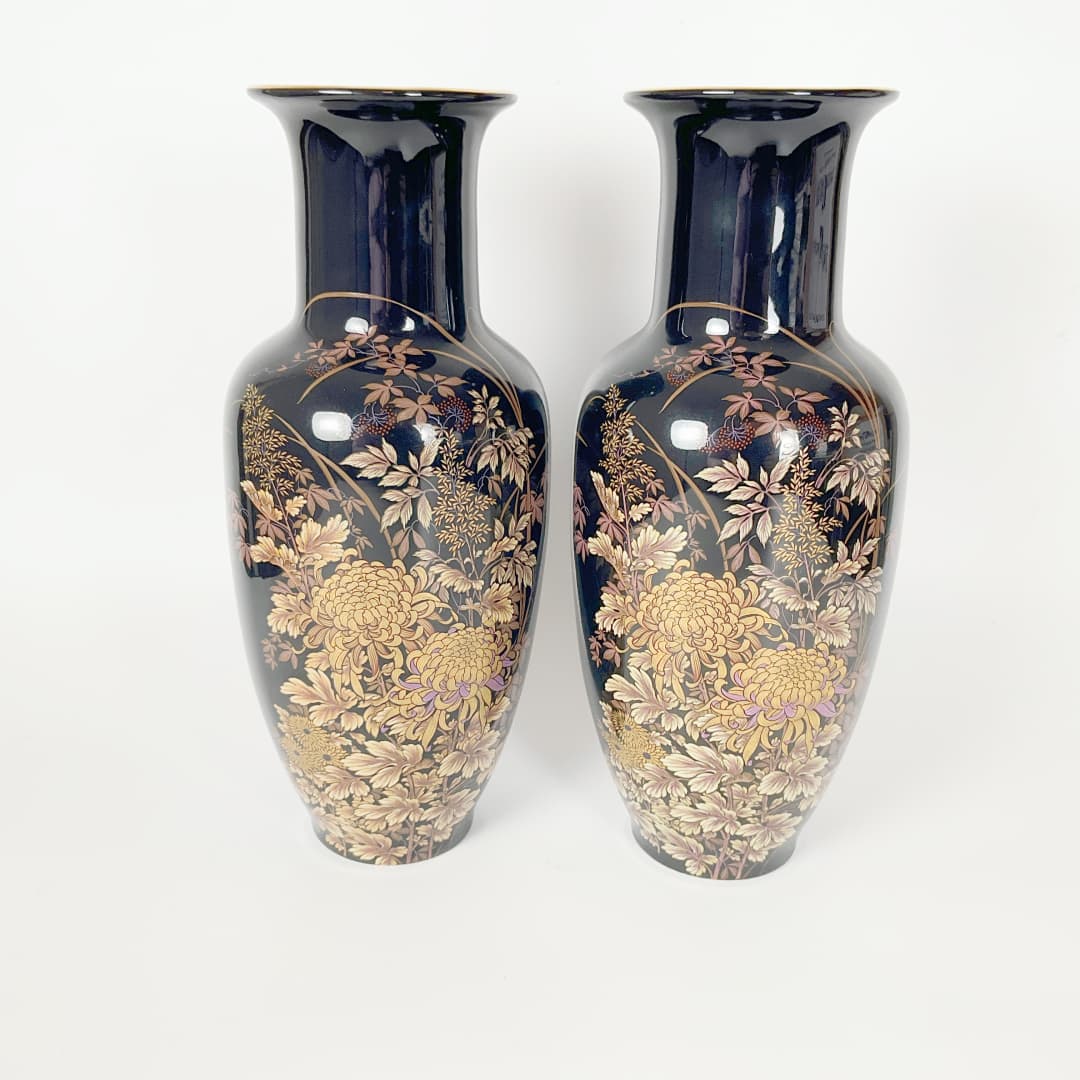 Japanese Tenmoku-Kiku Shibata Decorative Vase （sold as Pair)