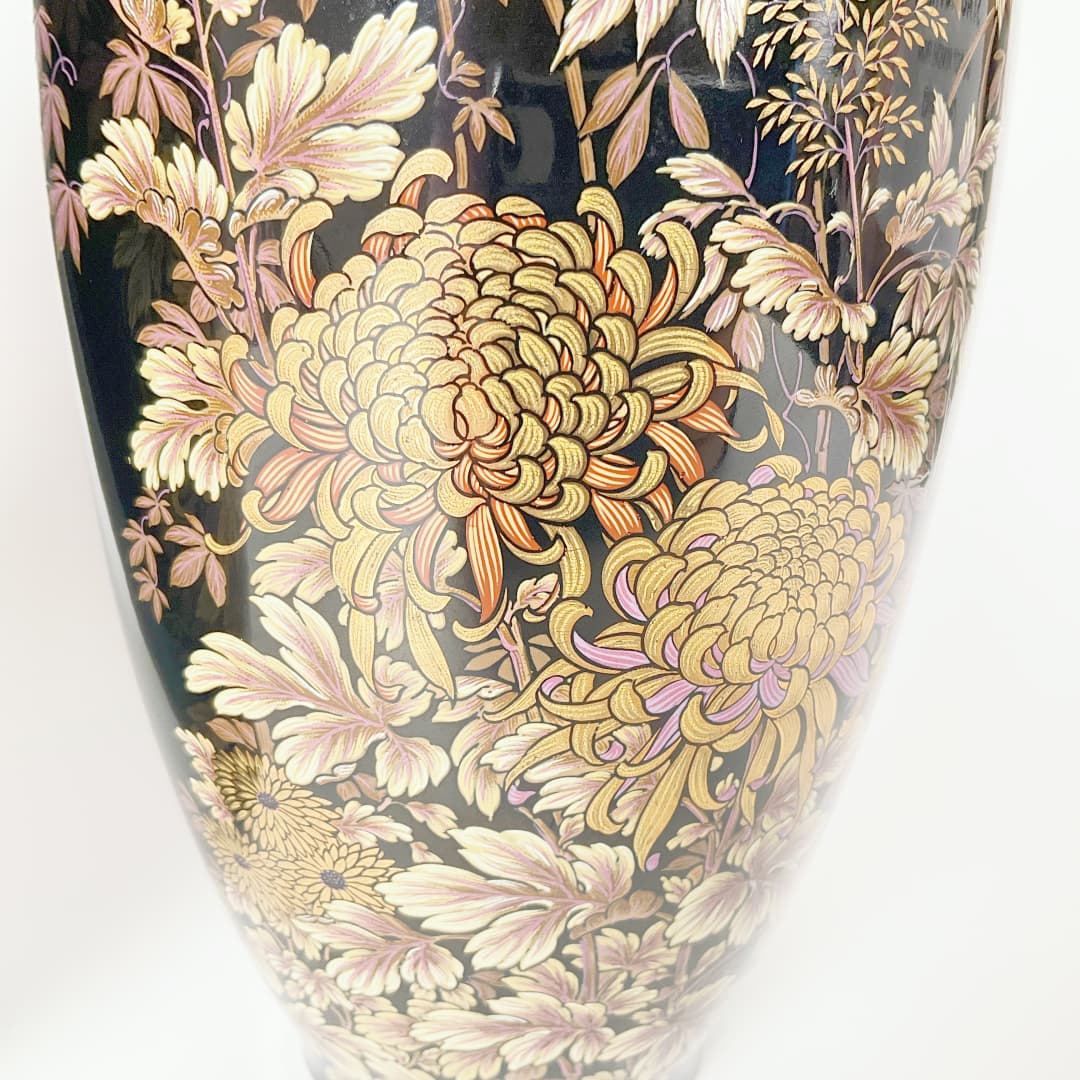 Japanese Tenmoku-Kiku Shibata Decorative Vase （sold as Pair)