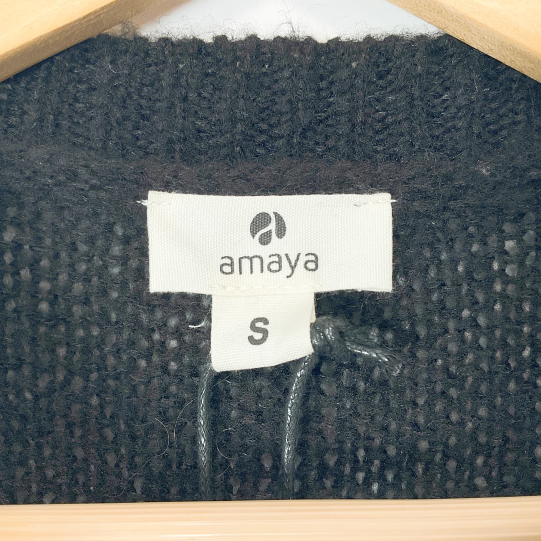 AMAYA - Knitted Top
