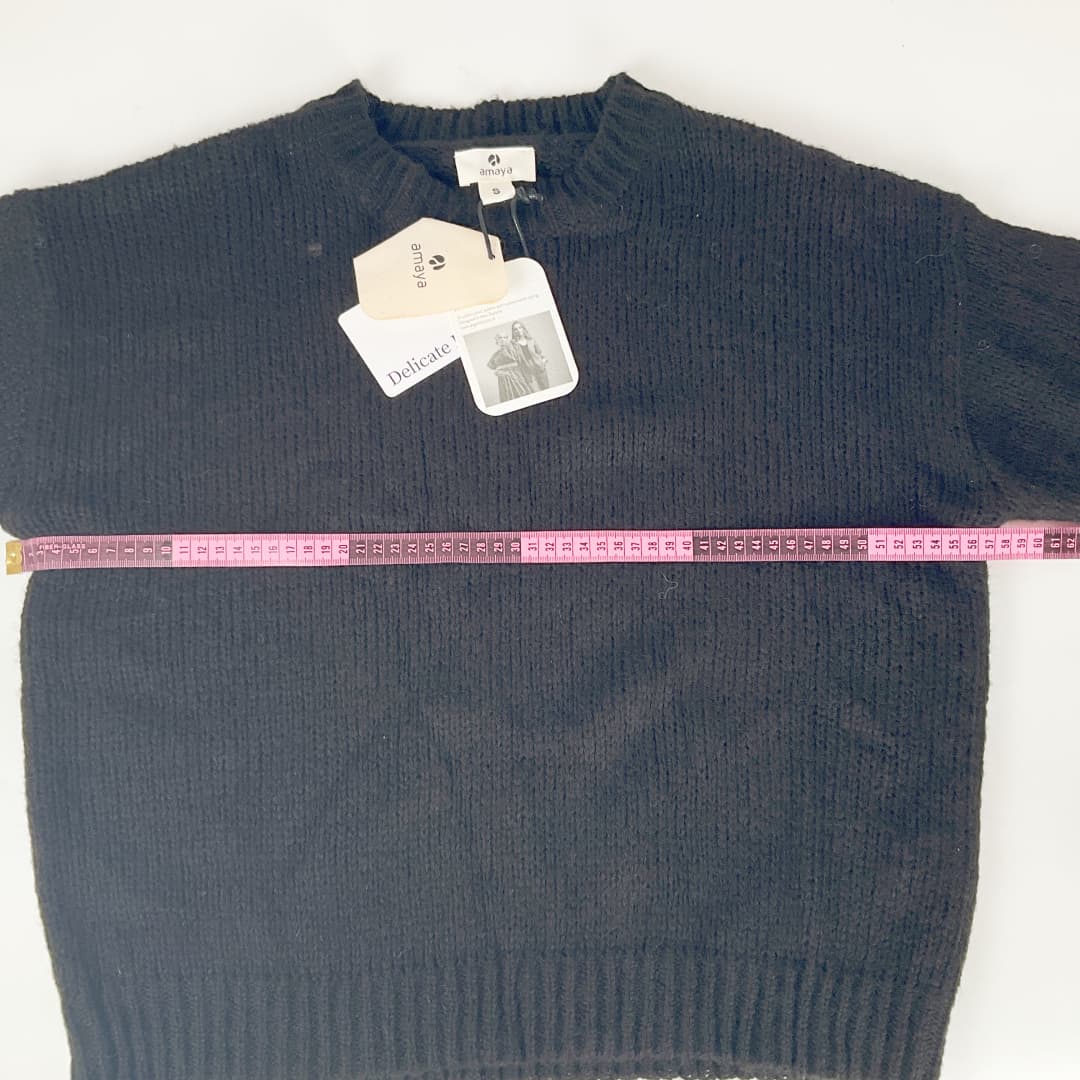 AMAYA - Knitted Top