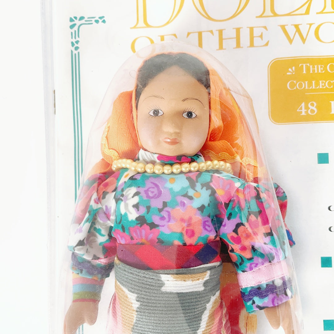 Dolls of the World - Panama Costume Porcelain Doll