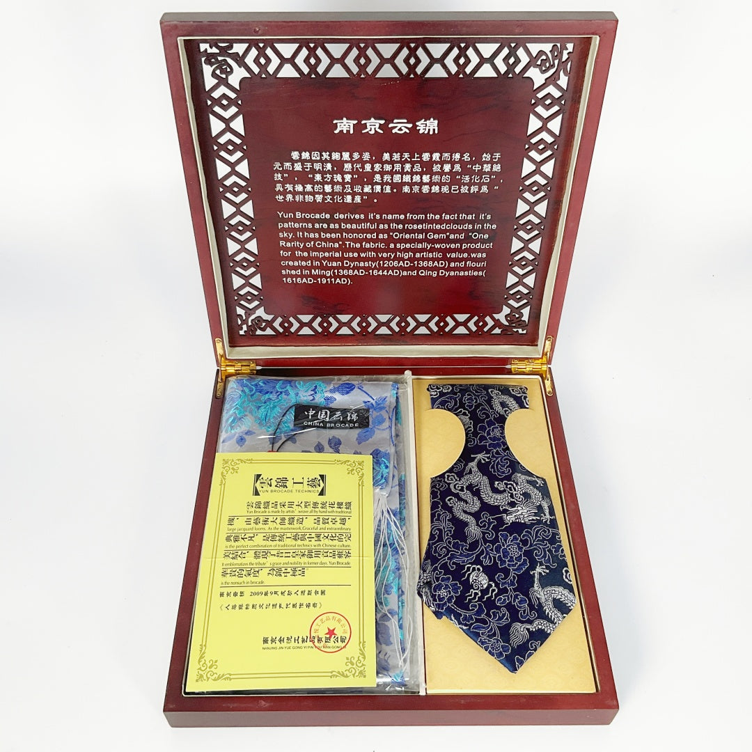 Yun Brocade Set - Scarf and Tie