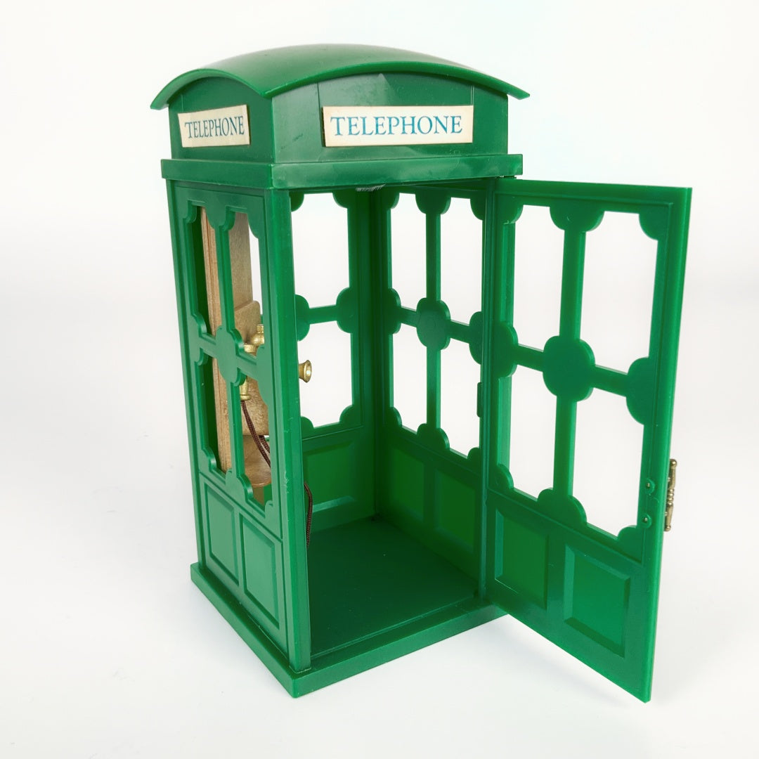 Sylvanian Families - Green Vintage Phone Booth