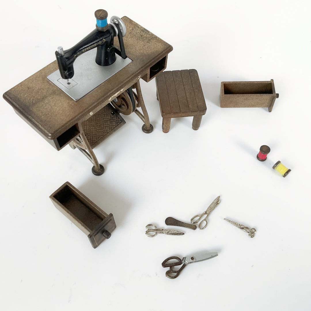 Vintage Sylvanian Families Sewing Machine