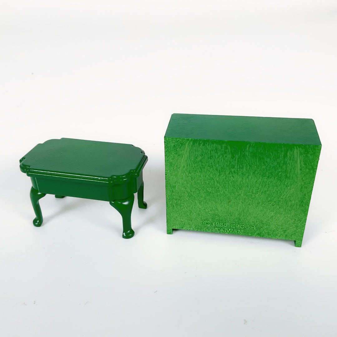 Sylvanian Families Vintage Cabinet & Table Set