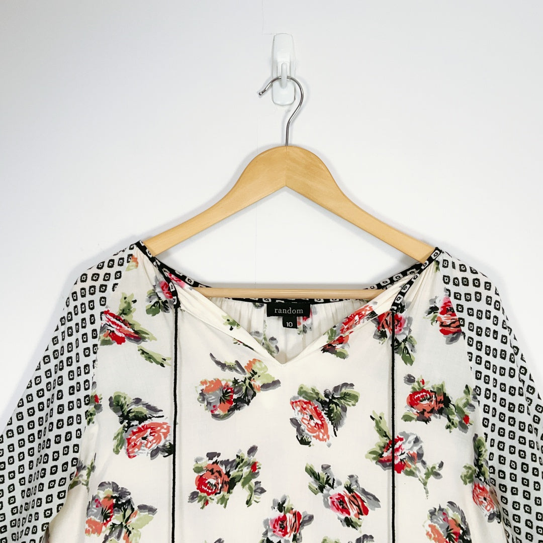 Random - Floral Print Long-Sleeve Top