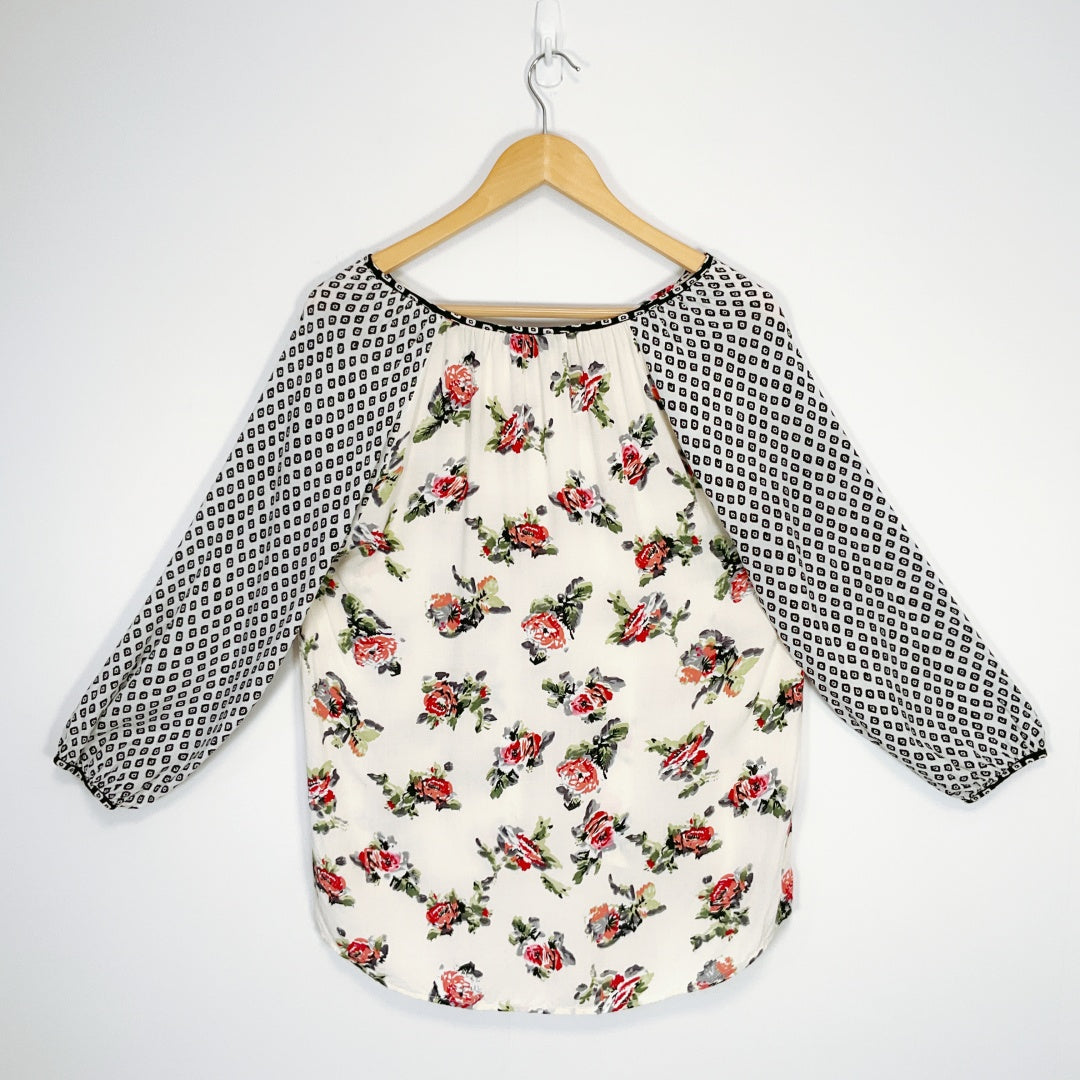 Random - Floral Print Long-Sleeve Top