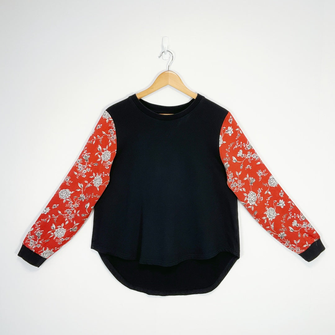 SEEKING LOLA - Black Top with Floral Sleeves