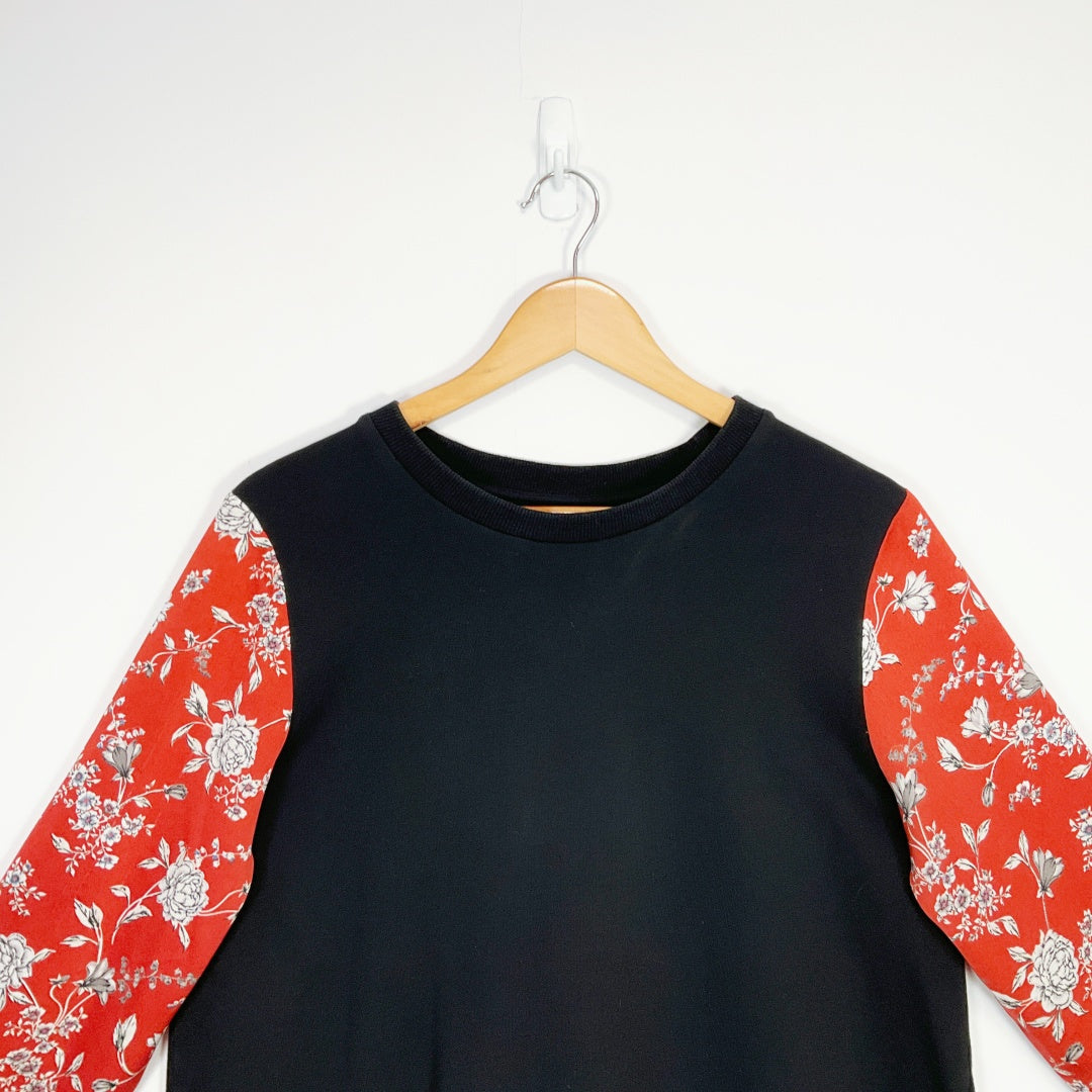 SEEKING LOLA - Black Top with Floral Sleeves