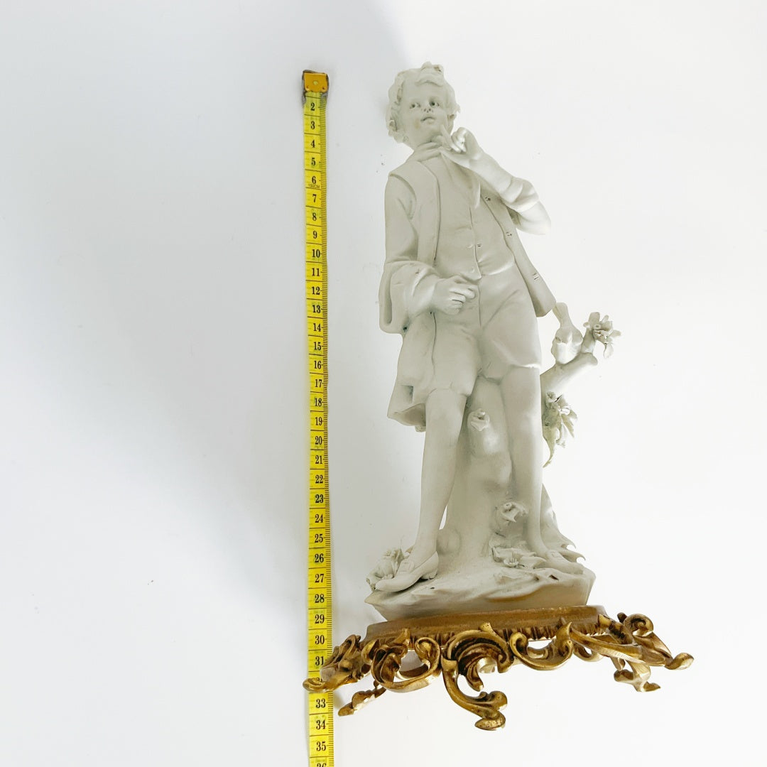 Giovanni Barbetta - Vintage Italian Capodimonte Coy Sculpture