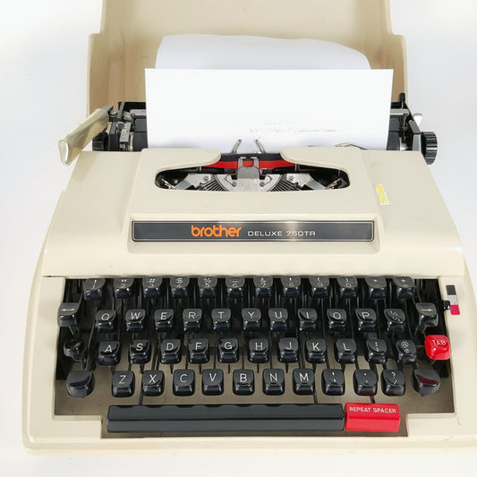 Brother - Vintage Manual Typewriter