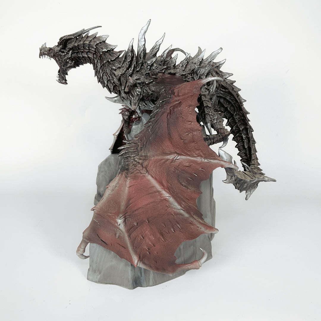 The Elder Scrolls V: Skyrim Collector's Edition – Alduin Dragon Figure