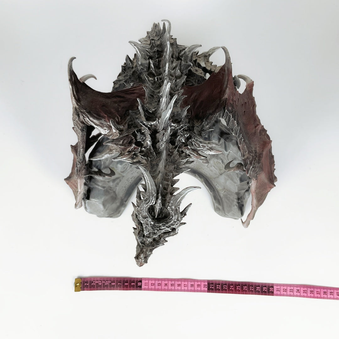 The Elder Scrolls V: Skyrim Collector's Edition – Alduin Dragon Figure