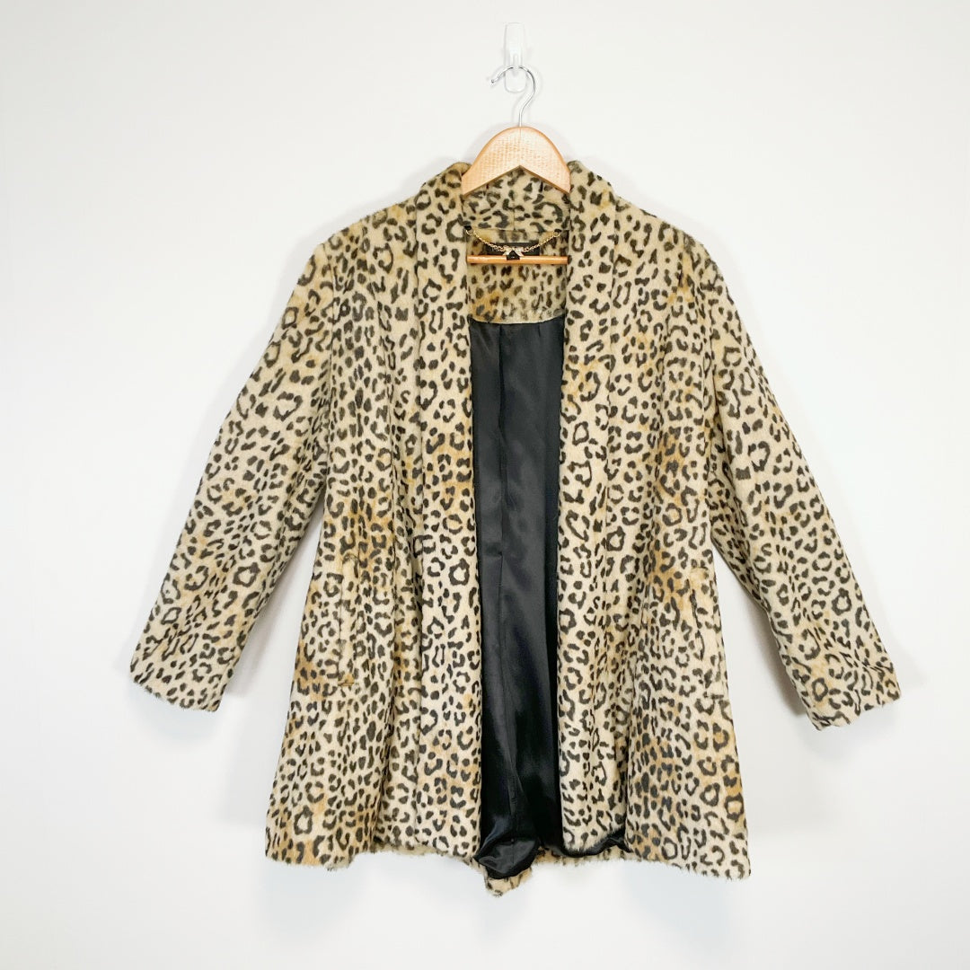 Forever New - Leopard Coat