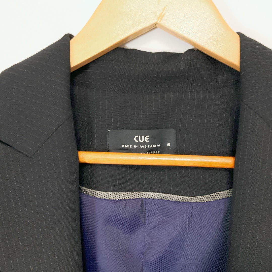 Cue - Black Jacket