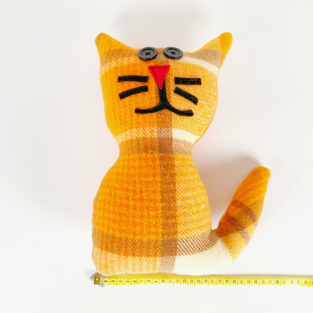 Artearoa – Blanket Cat – Orange Check