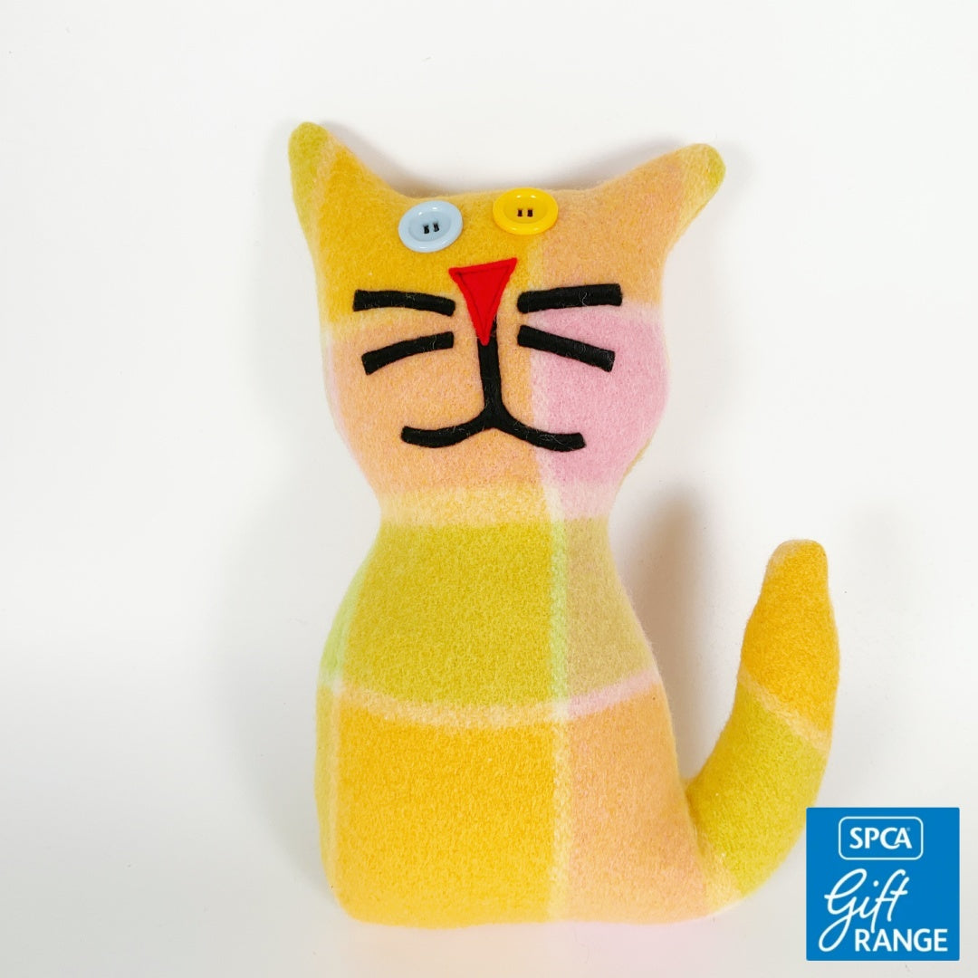 Artearoa – Blanket Cat – Yellow & Cream Check
