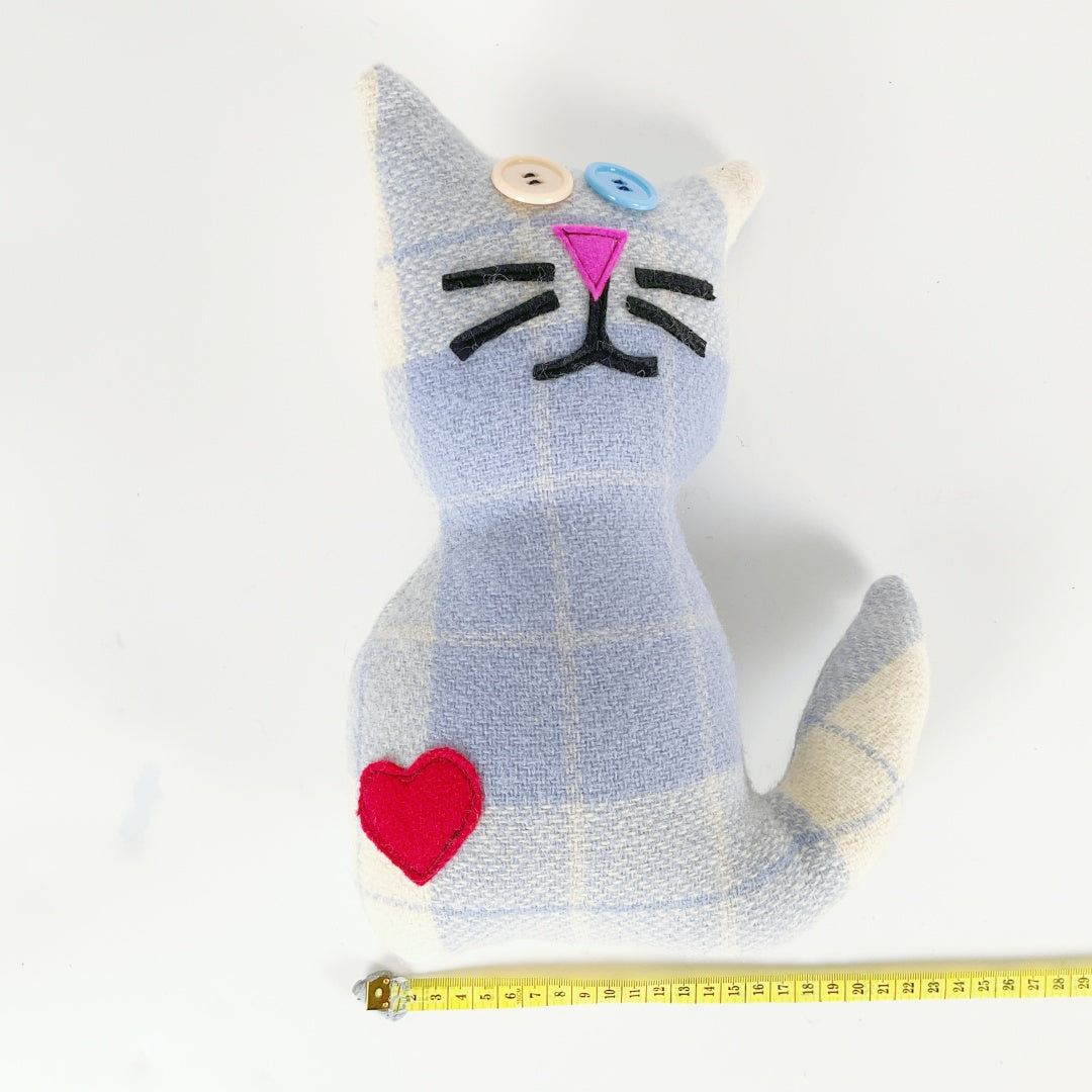 Artearoa – Blanket Cat – Blue & Cream Check