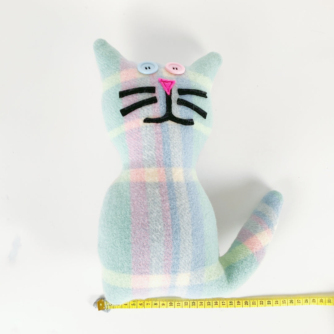 Artearoa – Blanket Cat – Mint & Pink Check