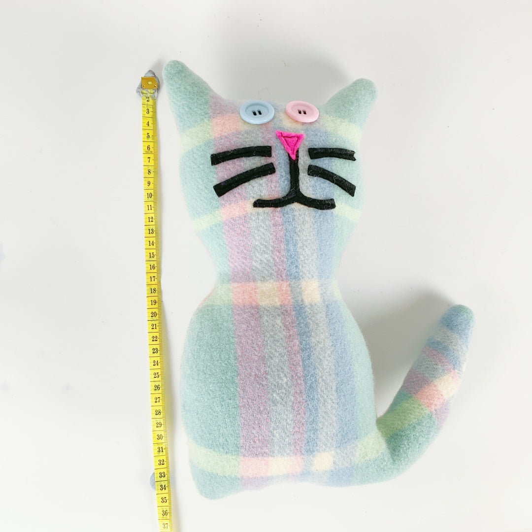 Artearoa – Blanket Cat – Mint & Pink Check