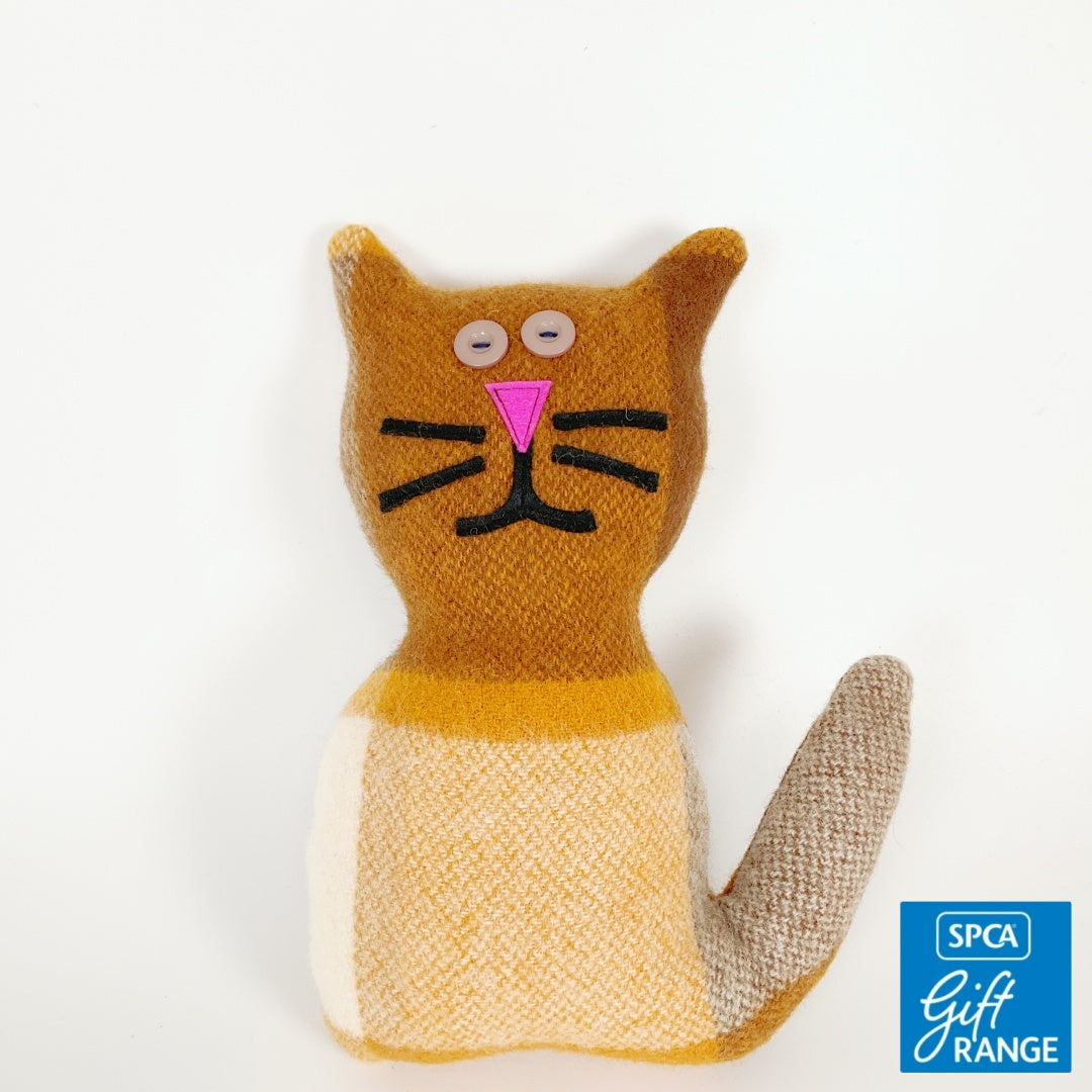Artearoa – Blanket Cat – Brown & Cream Check