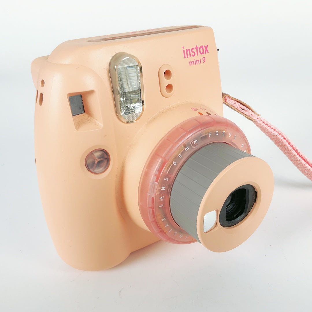 Instax mini 9 (Pink) with case