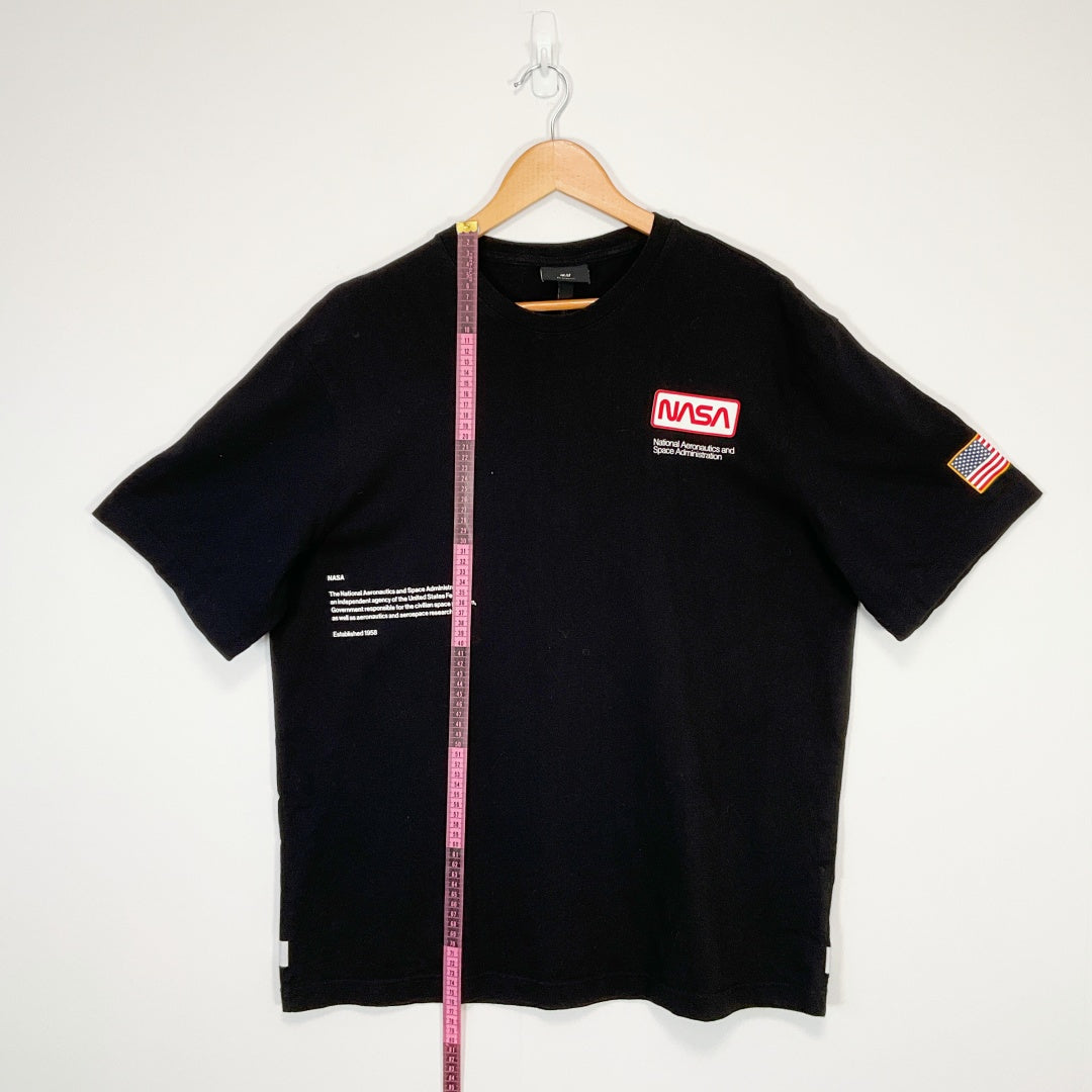 H&M - NASA Graphic T-Shirt - Black - Size L
