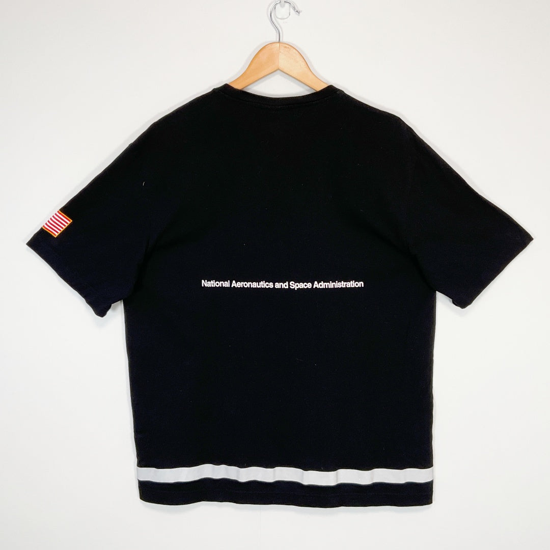 H&M - NASA Graphic T-Shirt - Black - Size L