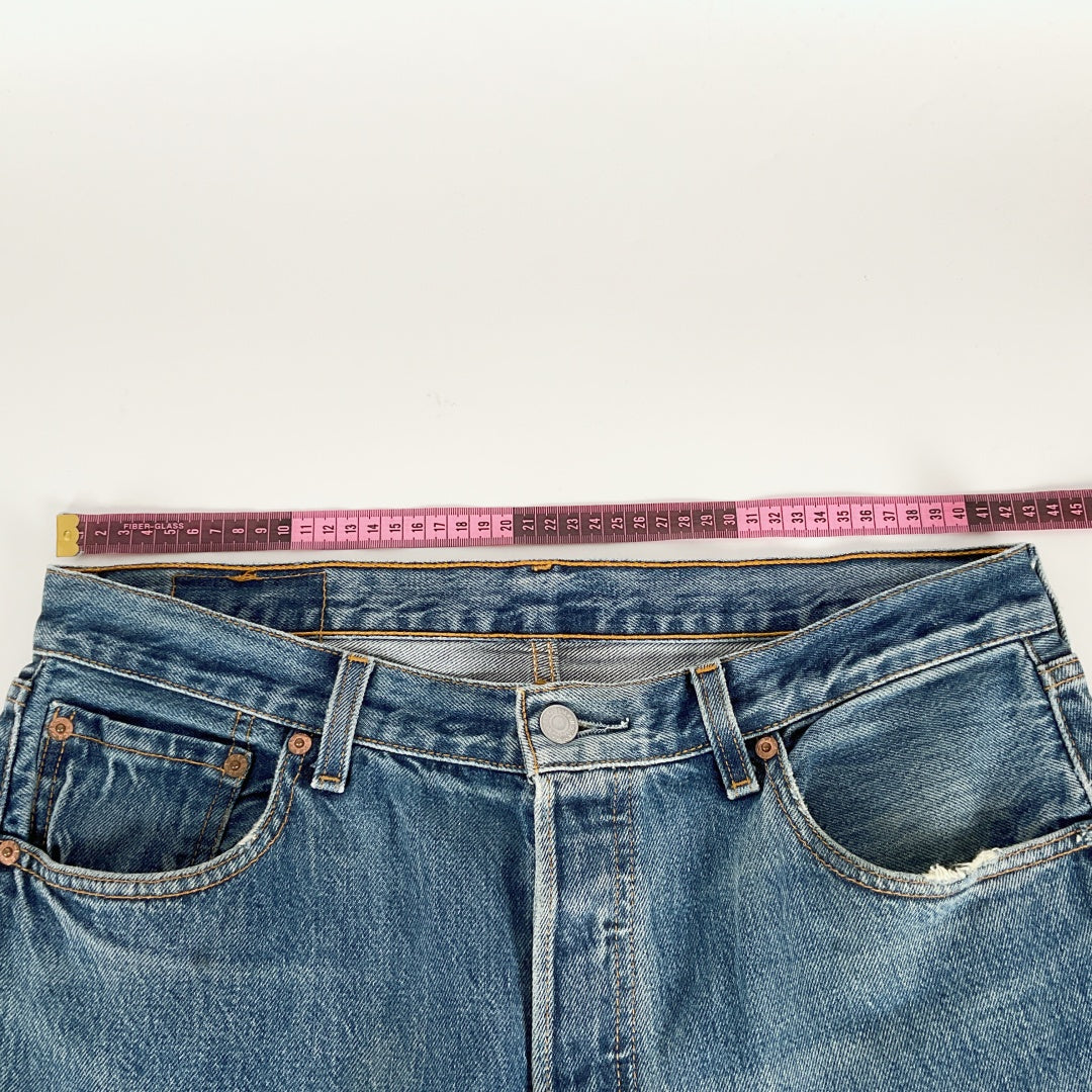 LEVI'S 501 - Classic Straight Leg Jeans - Blue - W34 L32