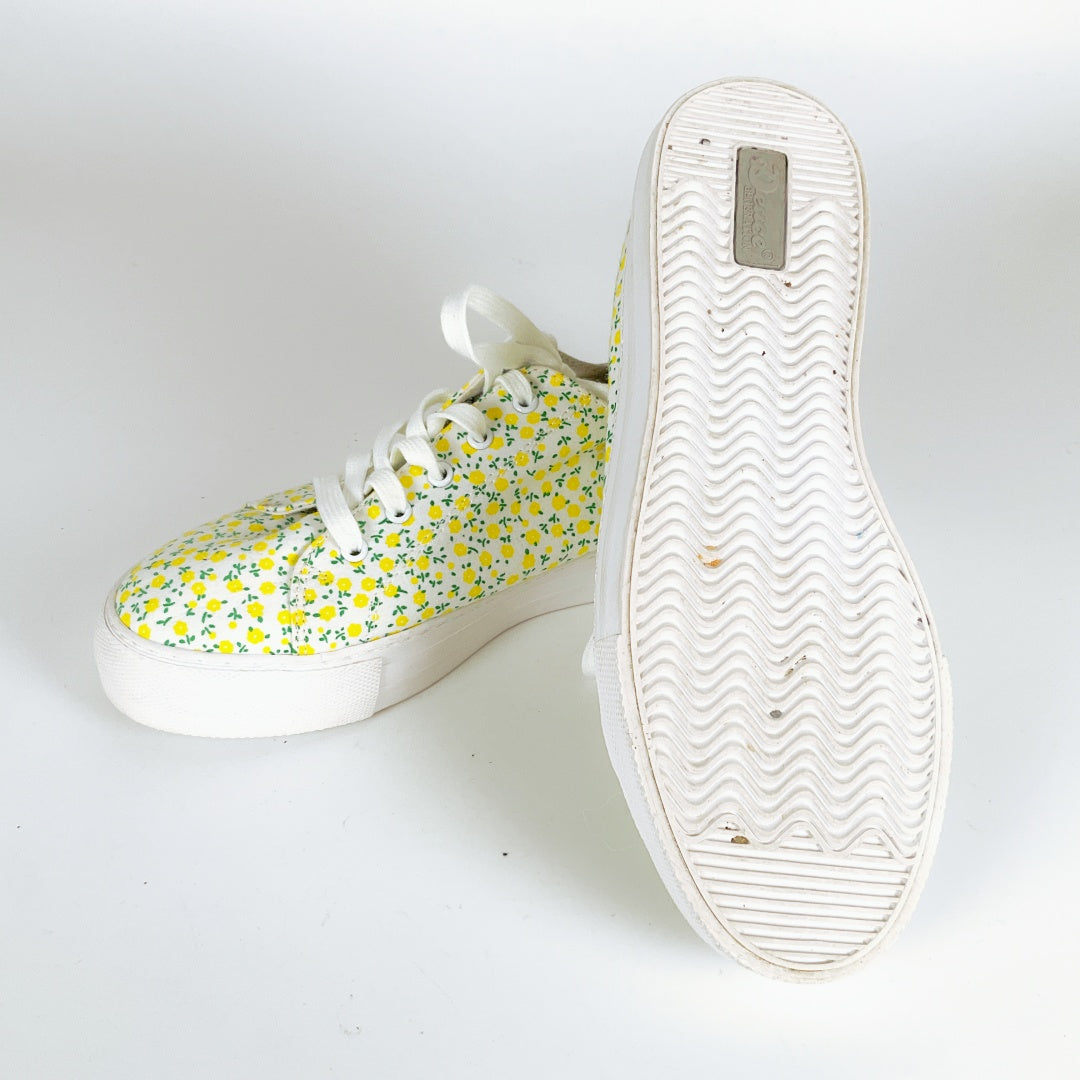 Deuce - Women's Yellow Flower Sneakers