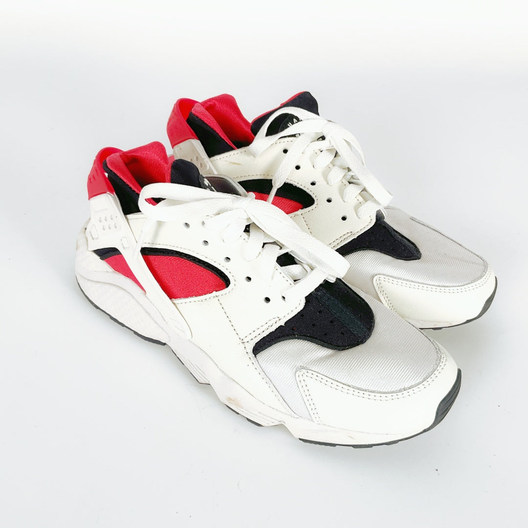 Nike Air Huarache — US Women's Size