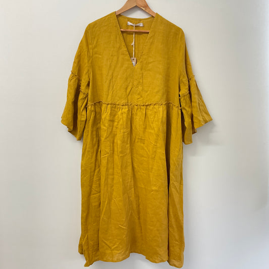 Isle of Mine - Linen Midi Dress