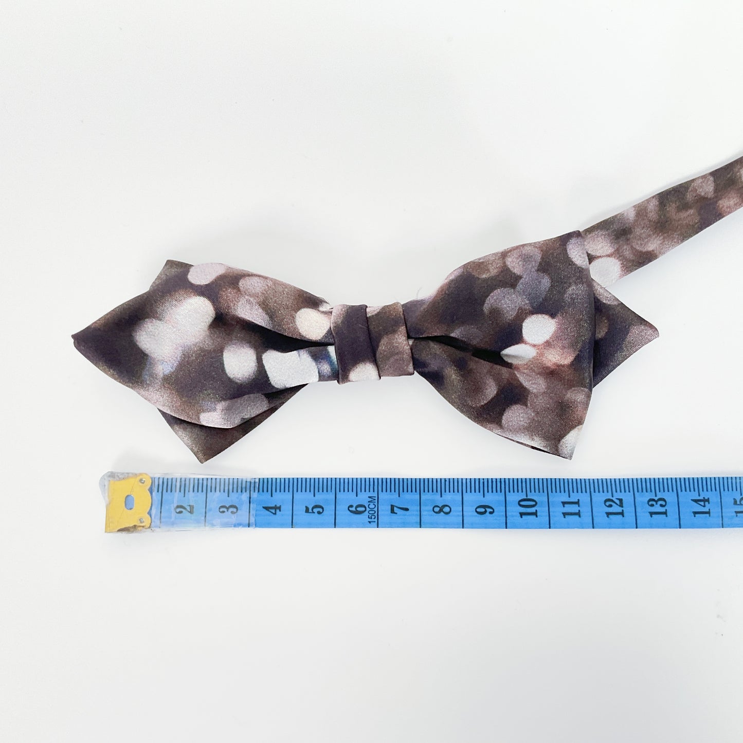 WORLD - Diamond Point Silk Bow Tie