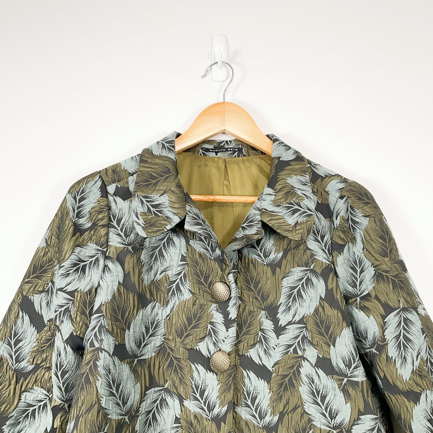 Marilyn Seyb - Classic Button-Up Top