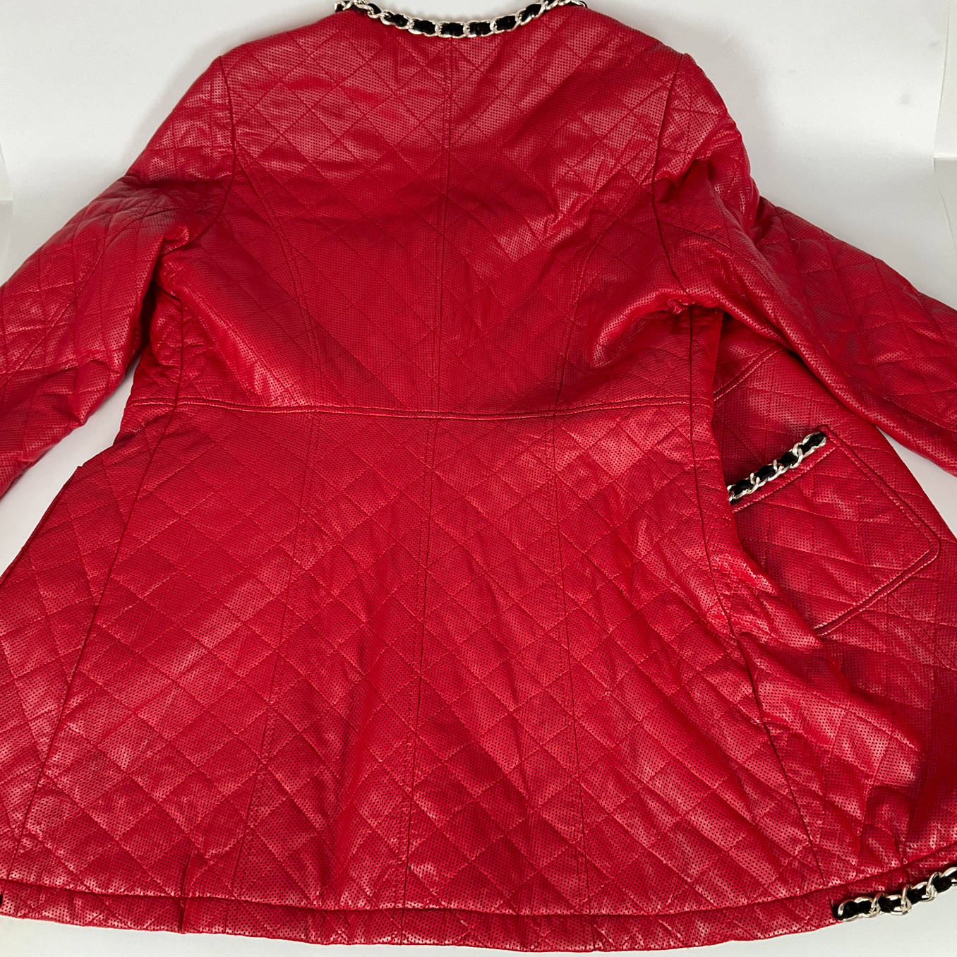 BARE ENON - Red Leather Coat with Chain Detail