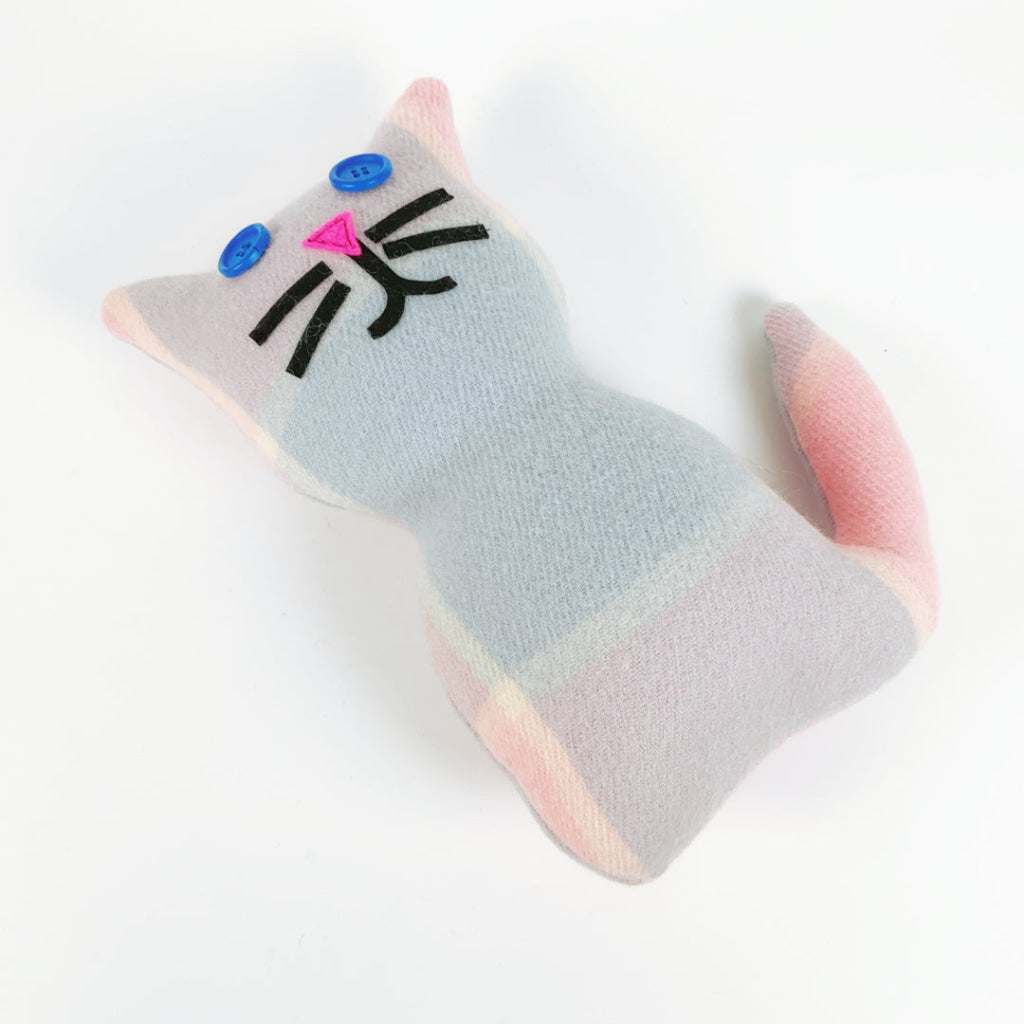 Artearoa – Blanket Cat – Pastel Patchwork
