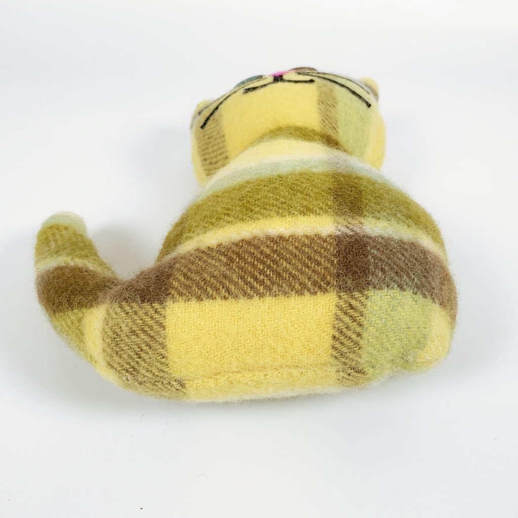 Artearoa - Blanket Cat - Yellow