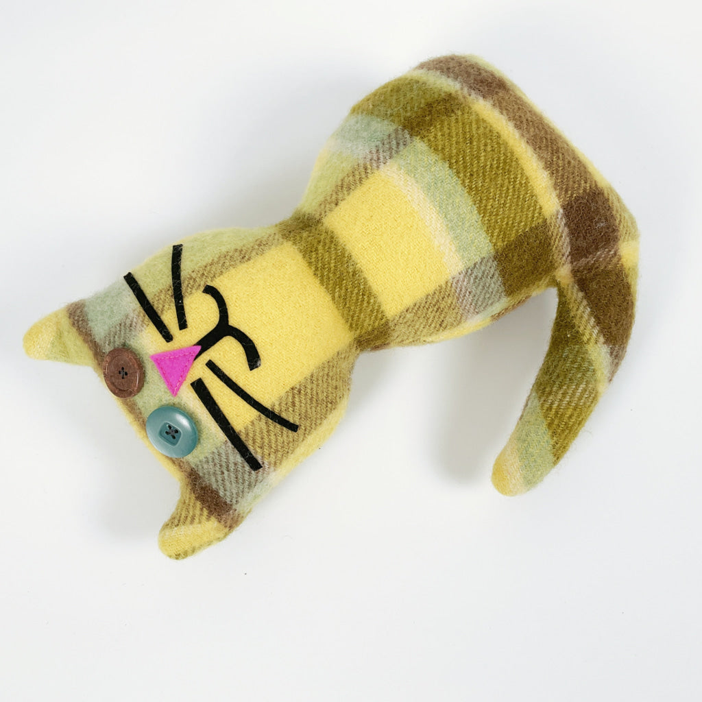 Artearoa - Blanket Cat - Yellow
