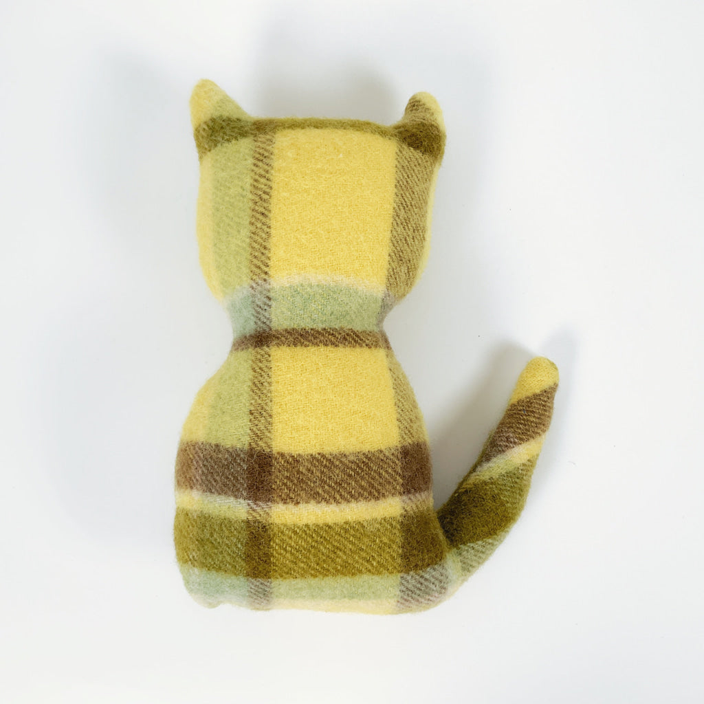 Artearoa - Blanket Cat - Yellow