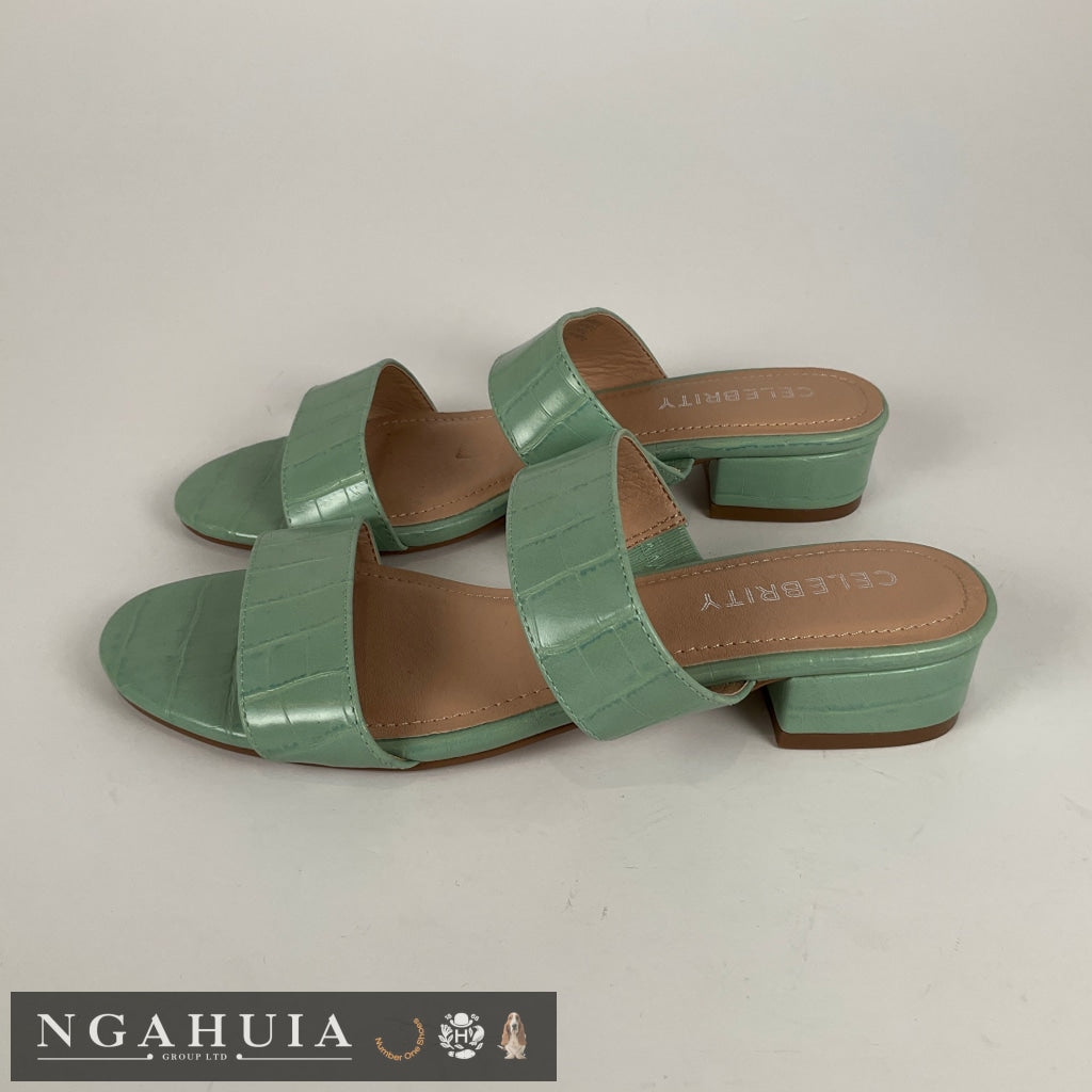 Celebrity - Sandals - Size 6 - Shoes