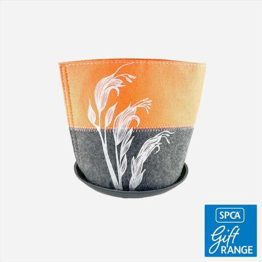 Jo Luping - Harakeke Grow Bag