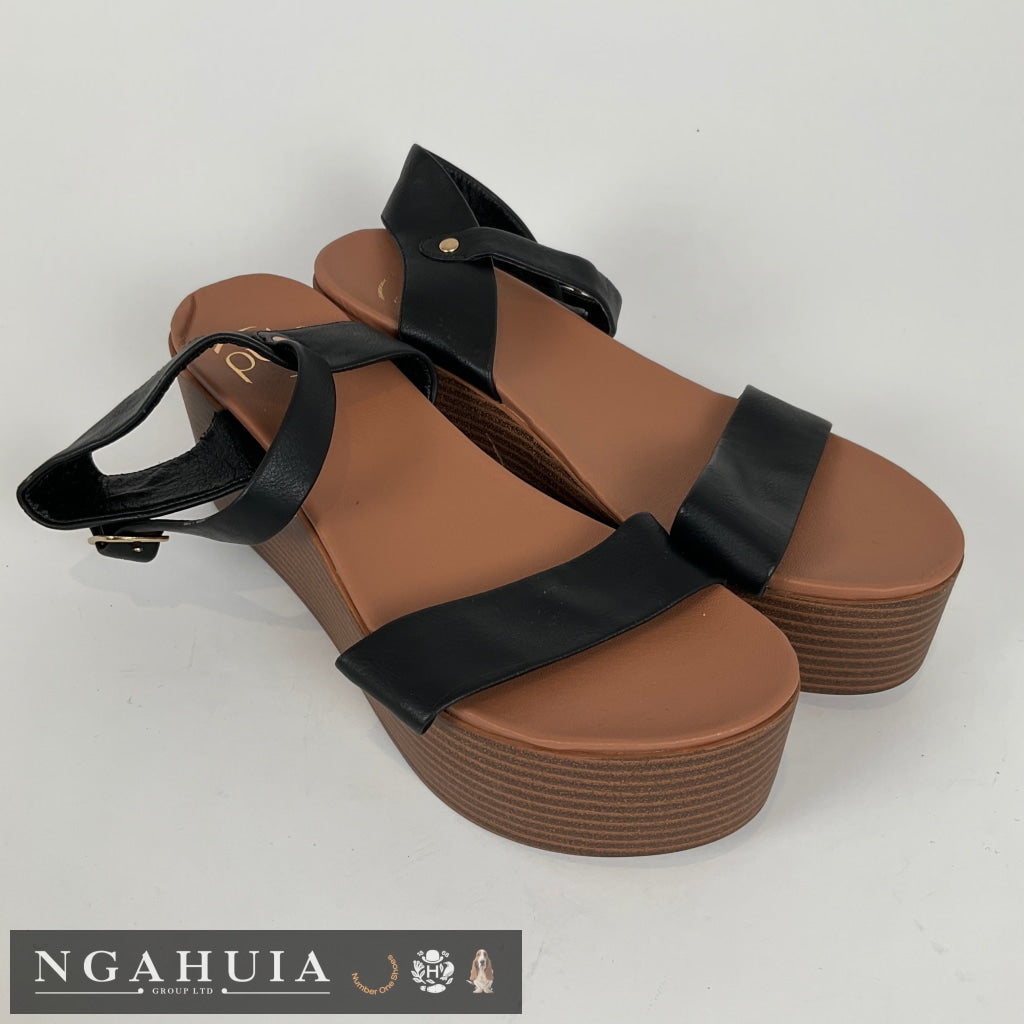 Pulp - Sandals - Size 7 - Shoes