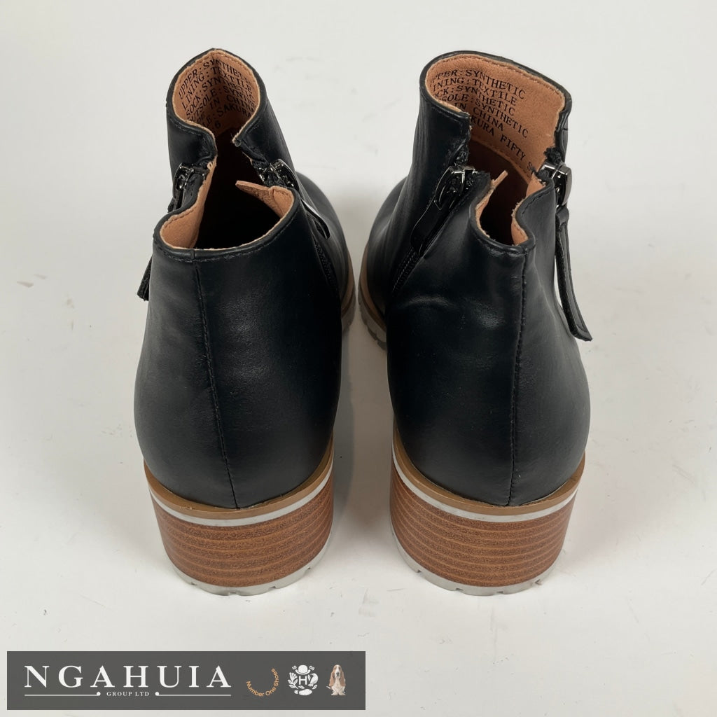 Sakura - Ankle Boots Size 6 Shoes