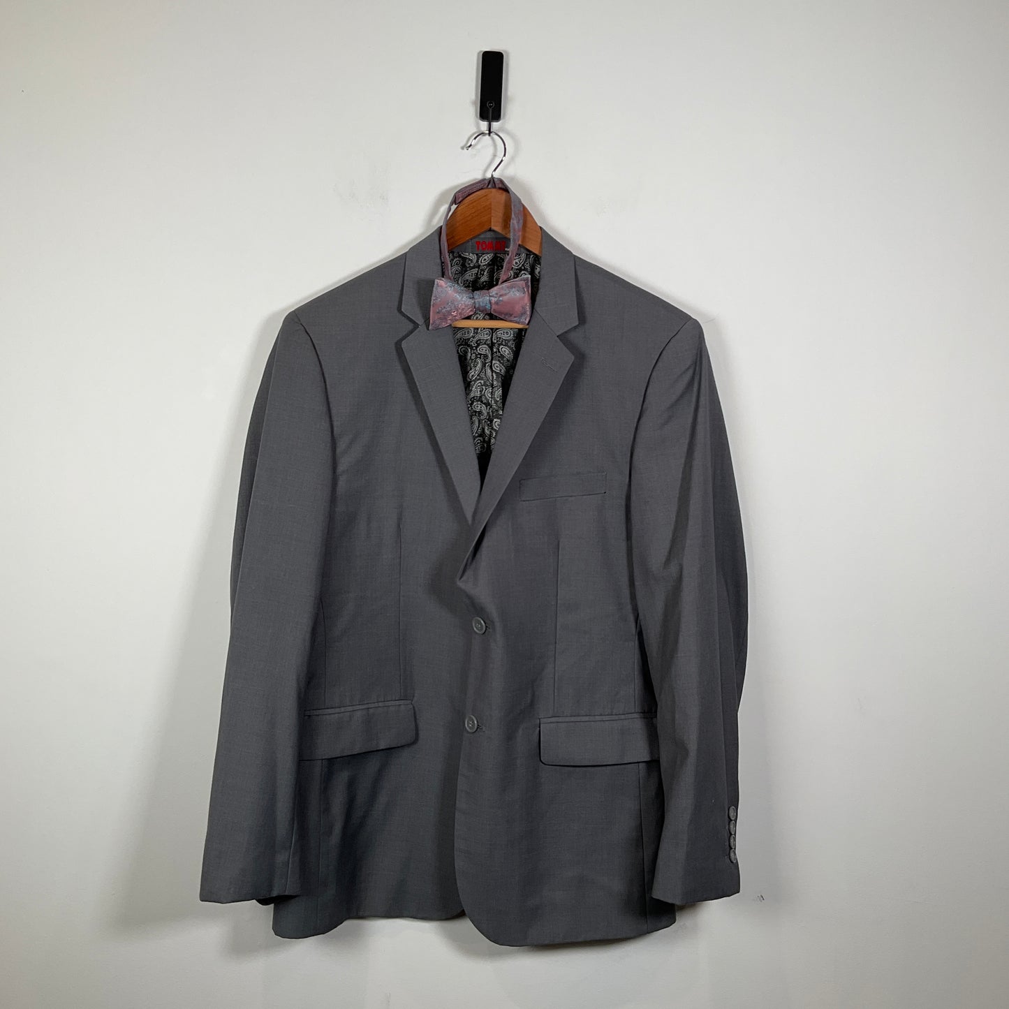 Tommy - Suit Jacket, Vest, Bow Tie Set & Pocket Square