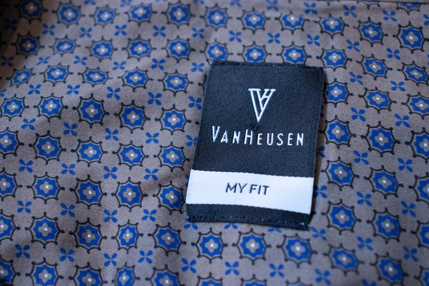 Van Heusen - Shirt