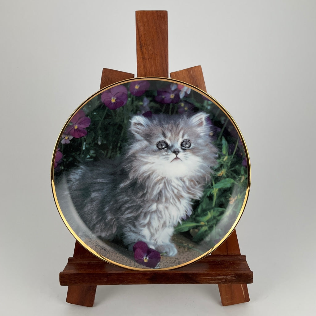 Franklin Mint - Purrfection Collectable Plate - Collectibles
