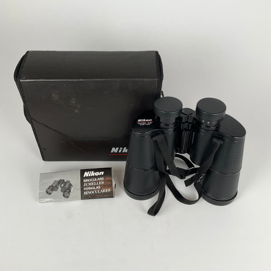 Nikon - Binoculars With Case